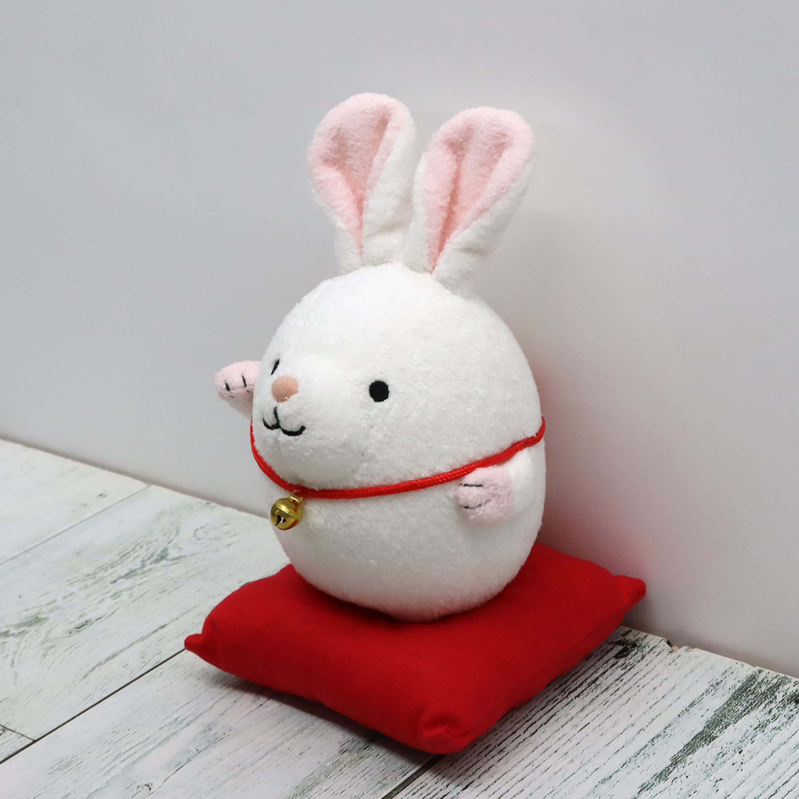 Amazon.co.jp: シナダ 2023年 干支 招き コロコロ うさぎ : 文房具