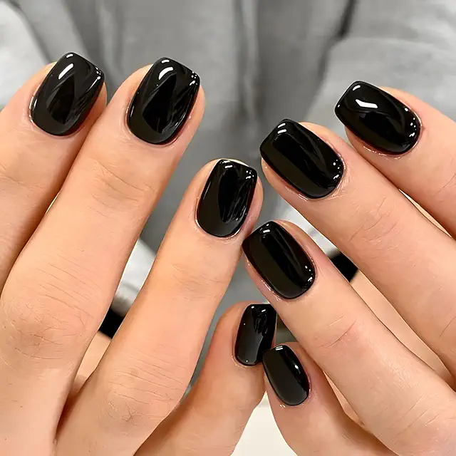 BETESSIN 32Pcs Faux Ongles Noirs Carrés Courts Autocollants avec Gel Pad pour Femme