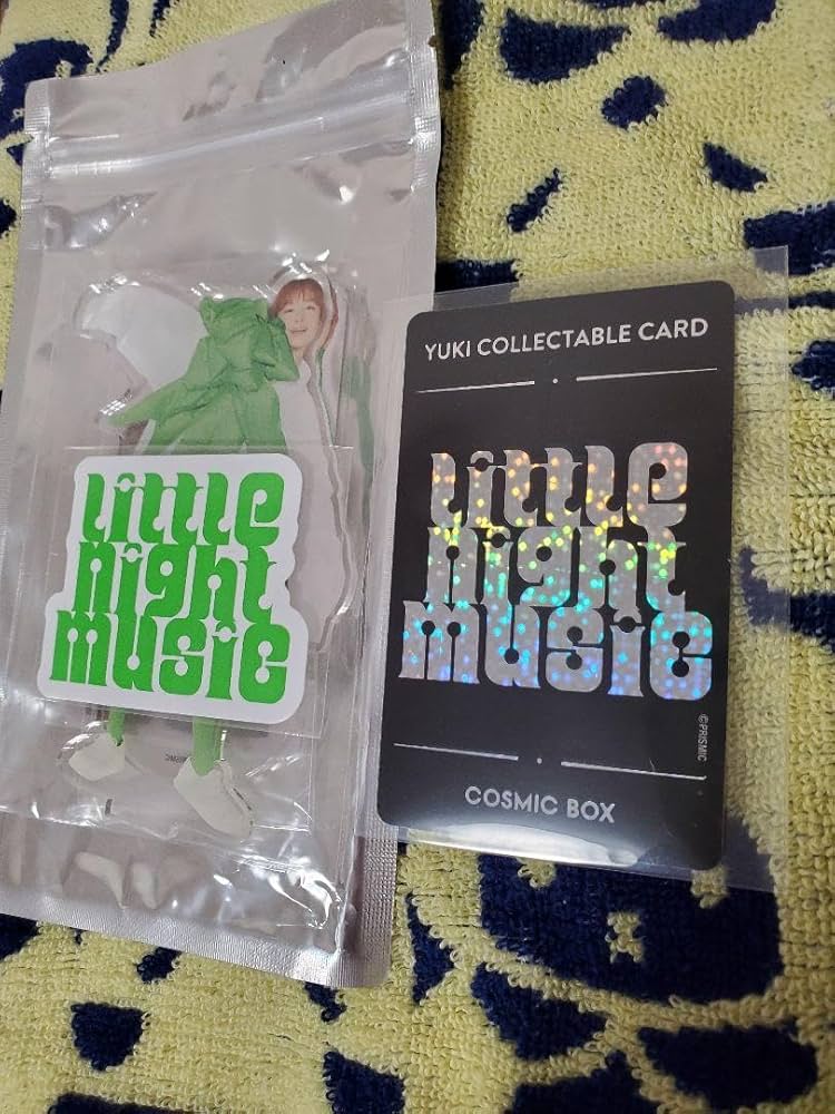 Amazon.co.jp: YUKI シークレットコレクタブルカード&お土産set Amazon.co.jp: YUKI シークレットコレクタブルカード&お土産set