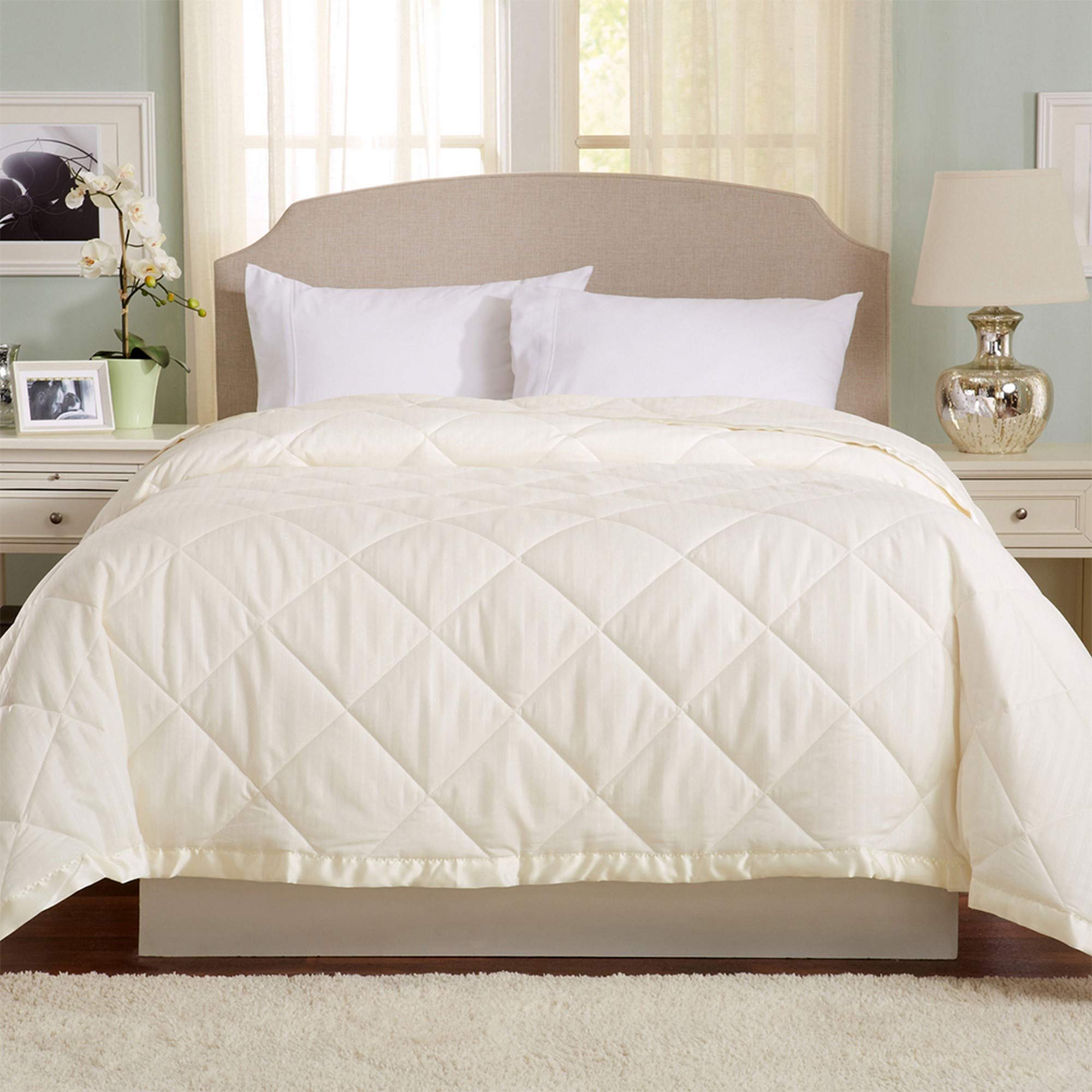 Lightweight King Goose Down Alternative Quilted Blanket with Satin Trim. Romana Collection by Great Bay Home, Ivory