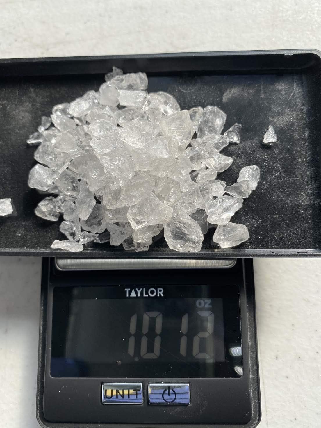 Clear Quartz - Medium Chips no Powder - 100% Clear Quartz Life+Love! Clarity Amplifies! med(1 Pound)