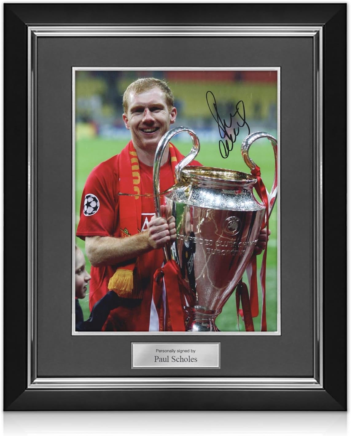 Exclusive MemorabiliaPaul Scholes Signed Manchester United Soccer Photo: UCL Winner. Deluxe Frame