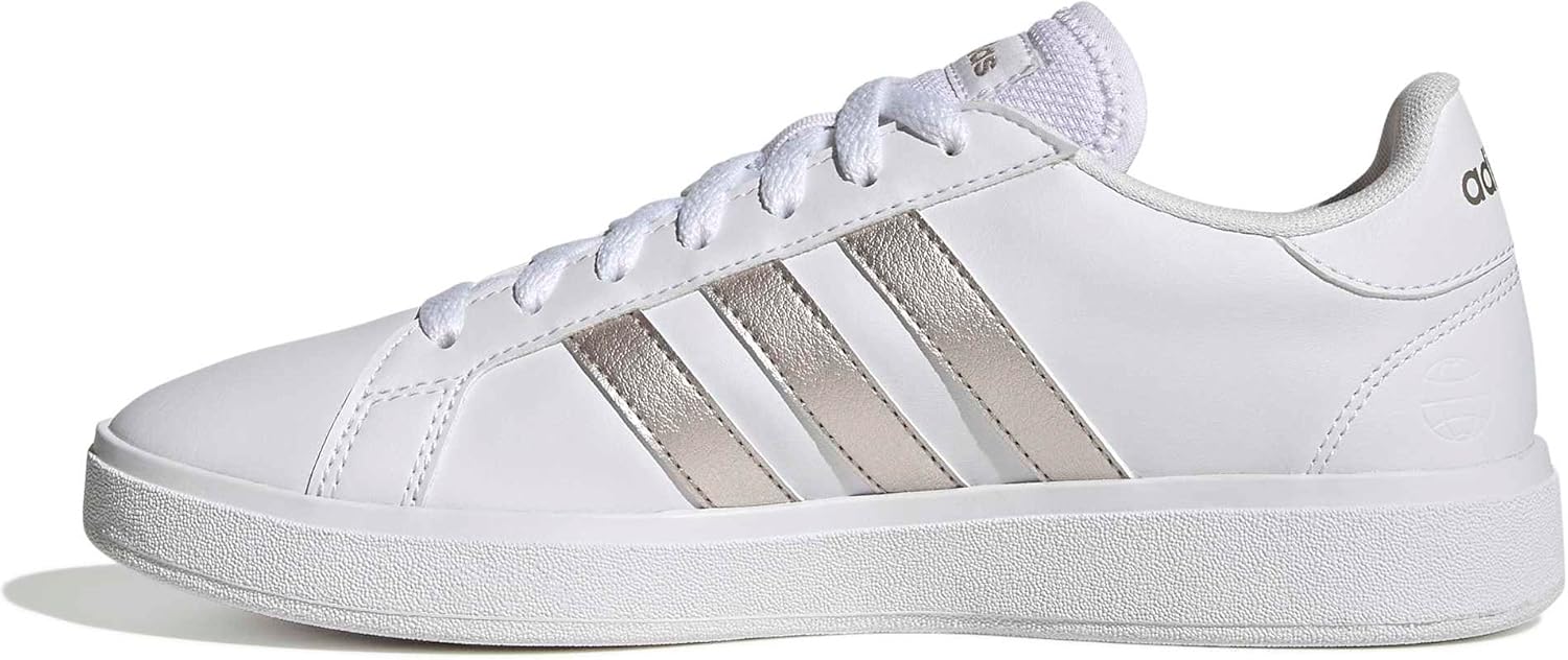 adidas Men's Advantage Base Sneaker