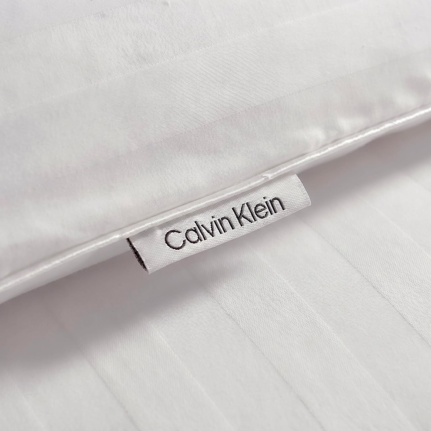 Calvin Klein Hotel Luxury King Comforter Duvet Insert Down Alternative 100% Cotton Cover Hypoallergenic 60oz All Season Medium Warmth 106 x 92 inches White Stripe