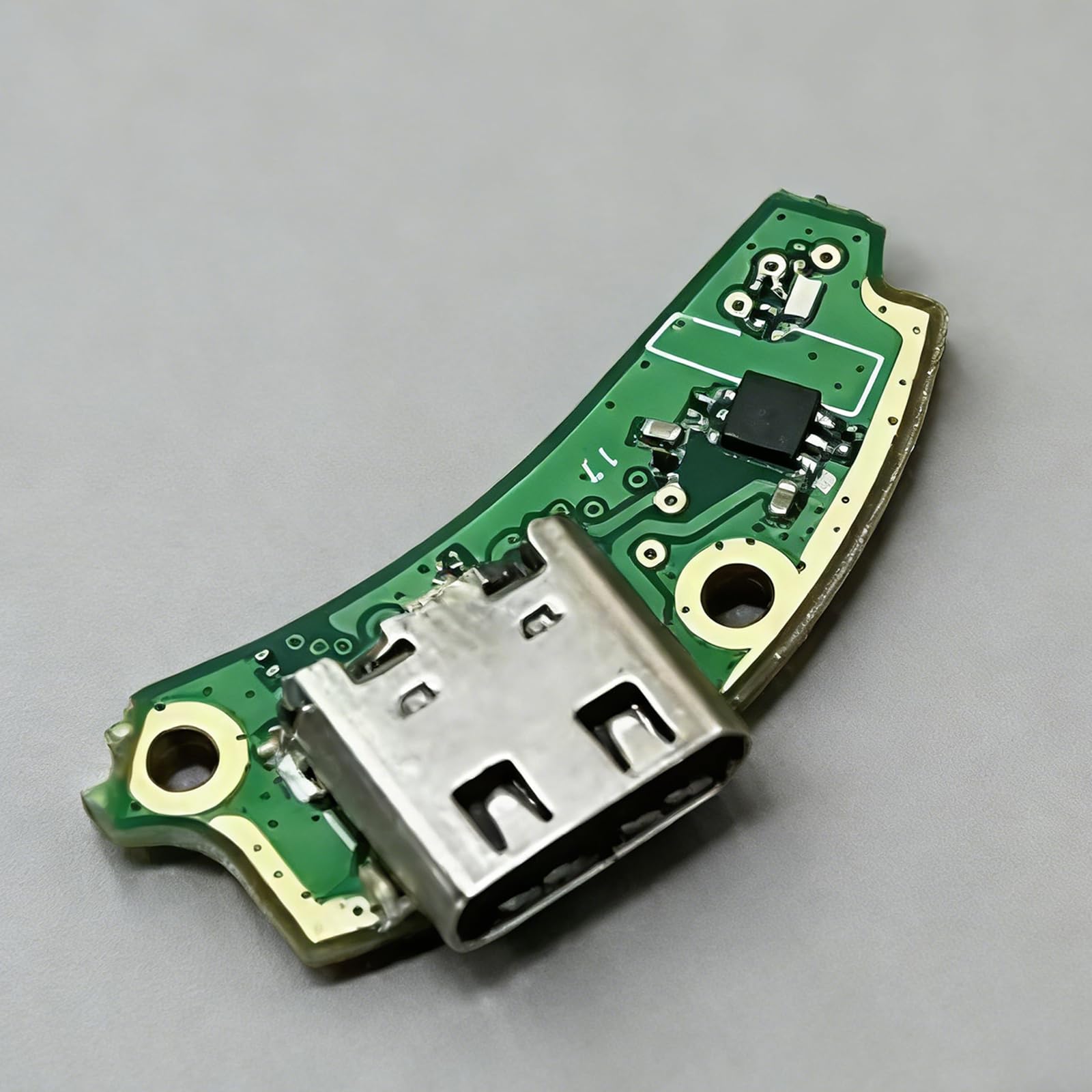Riparare la scheda porta di ricarica per cuffie QC45 e risolvere il problema in modo rapido e conveniente. scheda PCB porta cuffie
