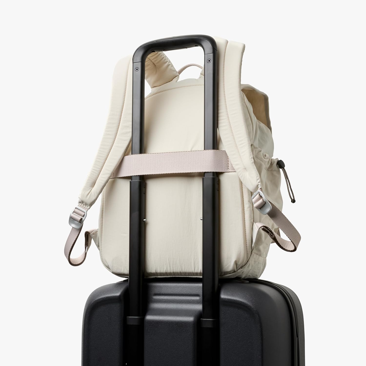 Bellroy Cinch Backpack (lightweight 20 liter backpack with external organization and adjustable shoulder straps) - Oat - Image 5