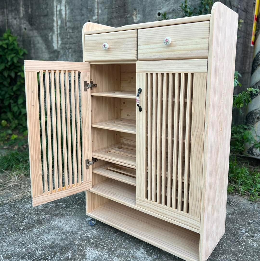 Medium Vintage Ceramic Flower Roses Drawer Pull Knobs, Pack of 6 (37mm/1.46", White)