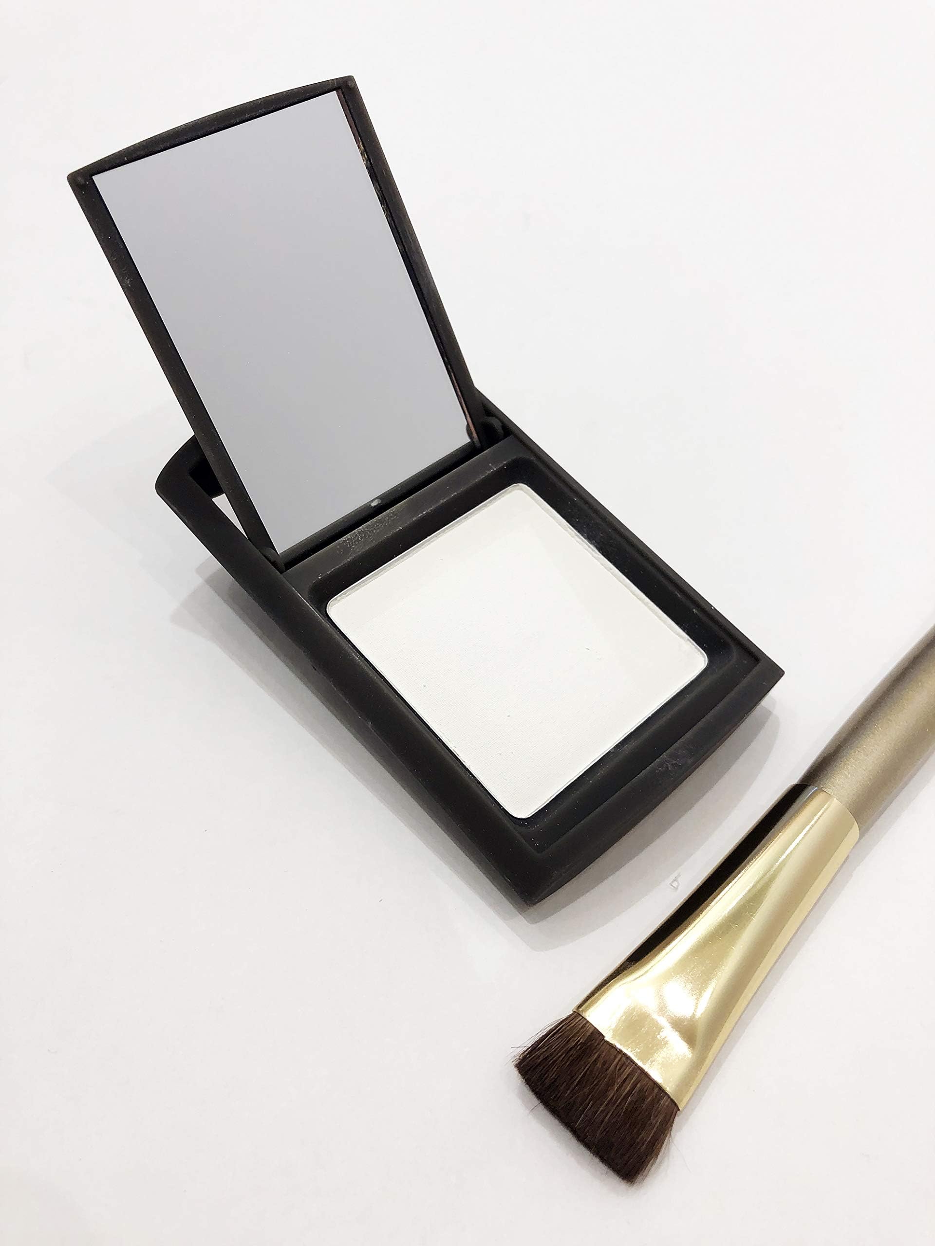 Joan Rivers Great Hair Day Root Touch Up Powder – Fill-in Powder for Thicker, Fuller Looking Hair (White)