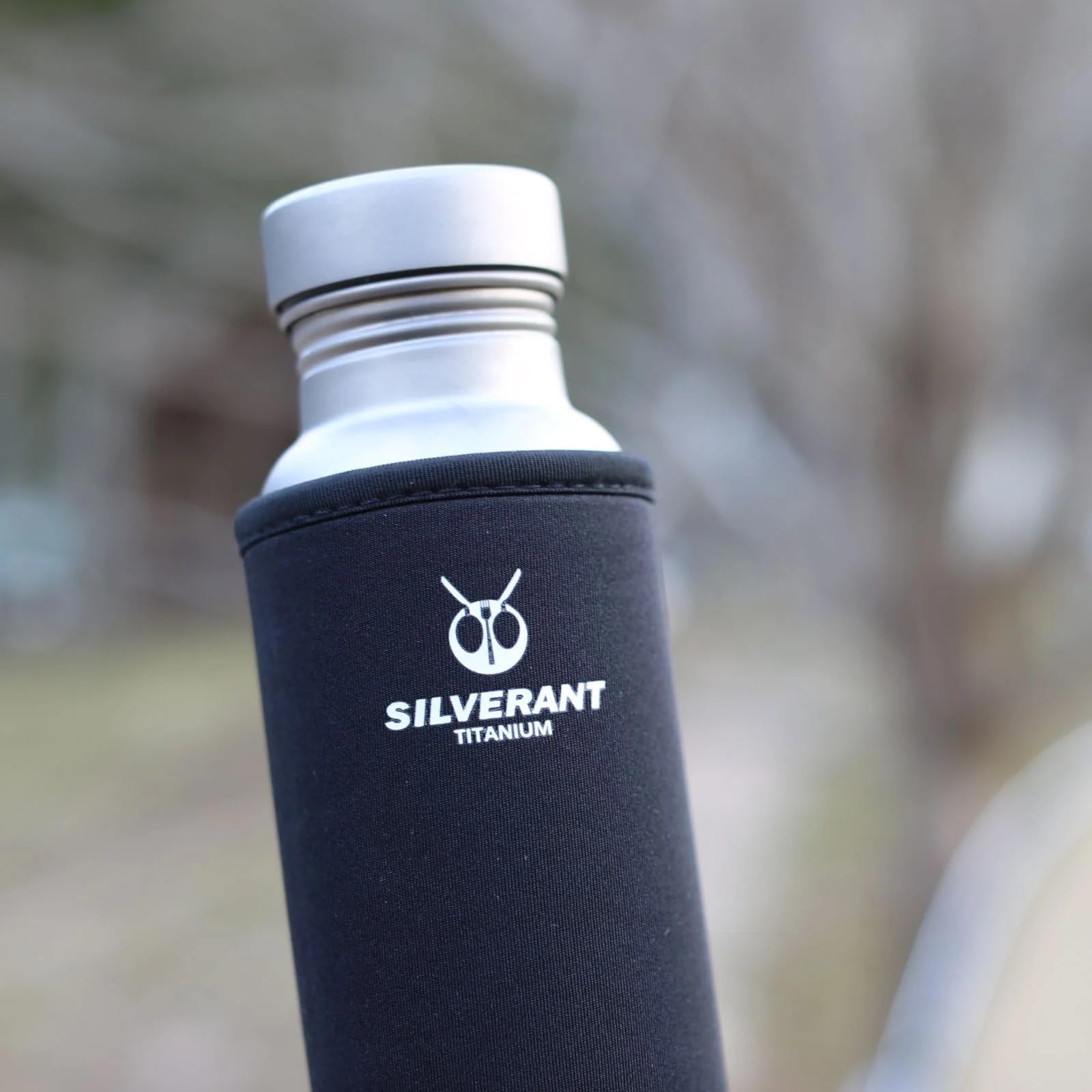 SILVERANT Botella de agua de titanio, ultraligera para camping, botella de hidratación para senderismo al aire libre (500 ml, redonda)