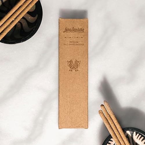 Miniatura 7 de Varillas de incienso enrolladas a mano de Palo Santo 100% salvaje peruano, para meditación, relajación y limpieza espiritual