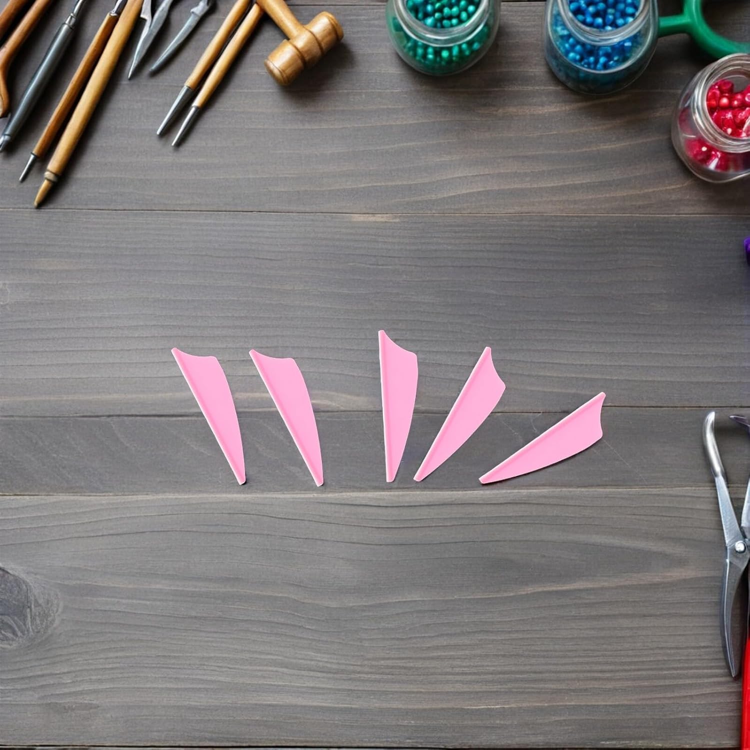 60pcs Pink Shield Plastic Arrow Fletching Vanes Small Replacement Bow Vanes for Archery DIY Hunting Targeting Accessories