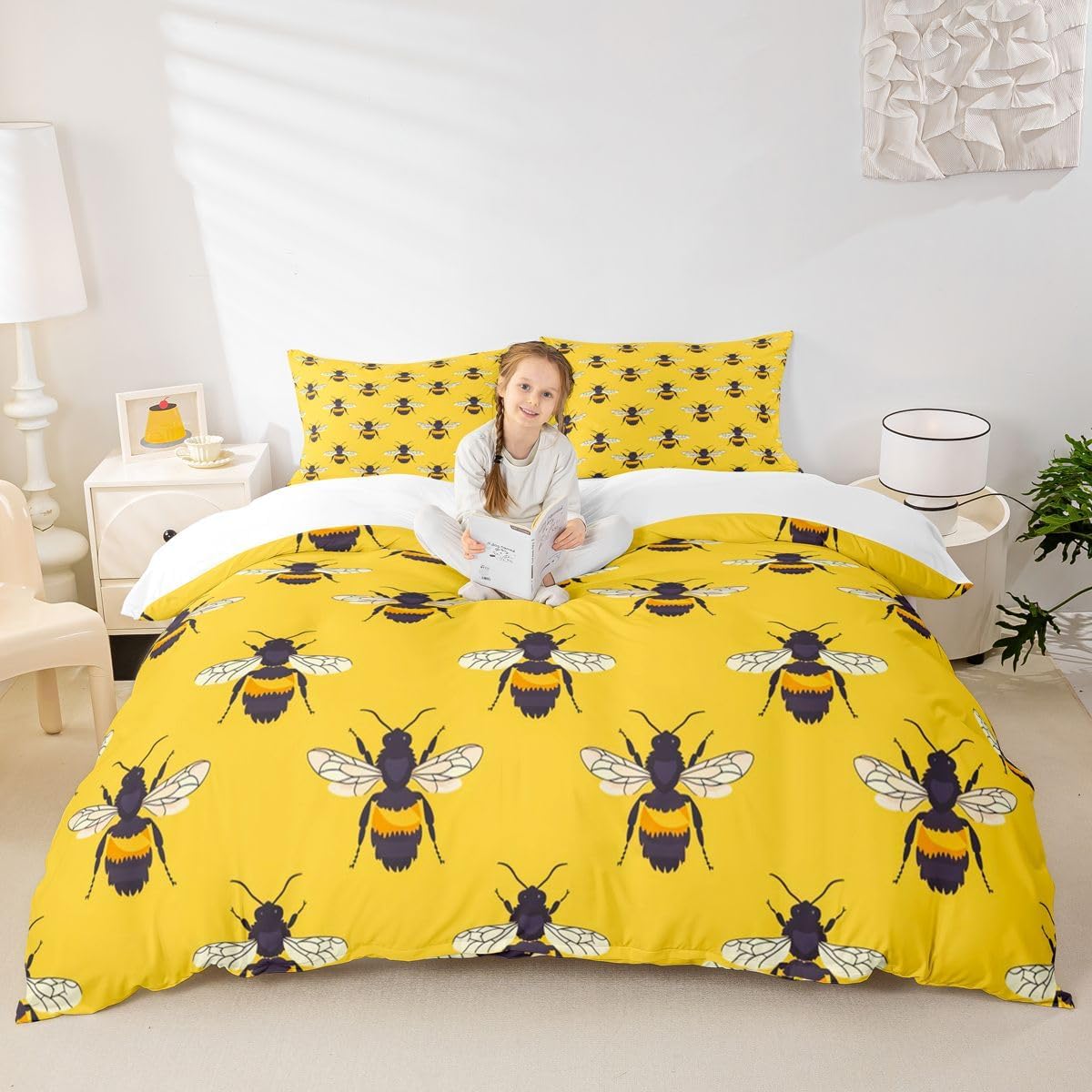 Kawaii Bee Duvet Cover Set Toddler Size,Cartoon Animal Honeycomb Bedding Set 2pcs,Animals Quilt Cover with Zipper Closure,Black Yellow Kids Boys Girls Room Decor, 1 Pillowcase,No Comforter