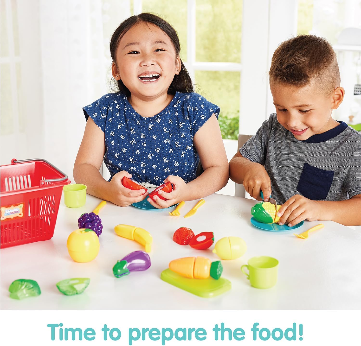 Kidoozie Just Imagine Slice 'N Play Shopping Set, 31 Piece Shopping Basket Set Including Fruits & Vegetable for Pretend Play. for Children Ages 2+