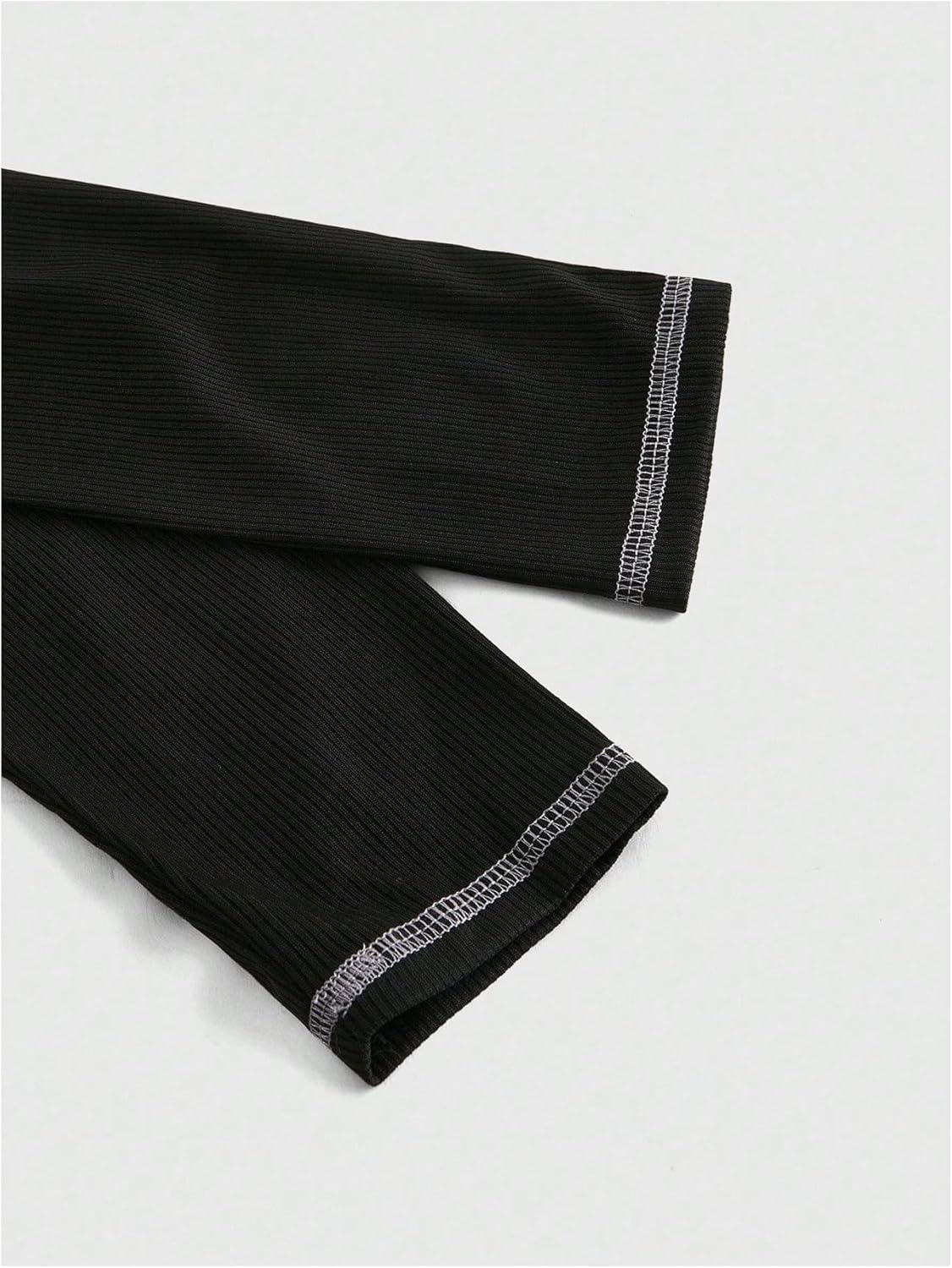 SOLY HUX Women's Graphic Tees Y2k Gothic Eye Print Long Sleeve T Shirt Crop Going Out Tops Punk Vintage Fall Clothes - Image 4