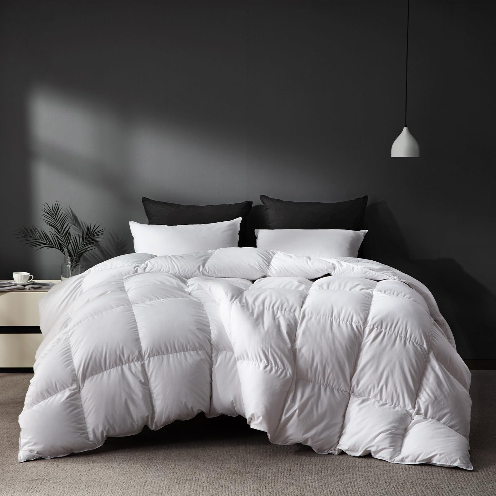 Saisier White Goose Feather Down Comforter Cal King Size, Premium All Season Duvet Insert, 750 Fill Power 1200TC Cotton Blend Fabric Hotel Style