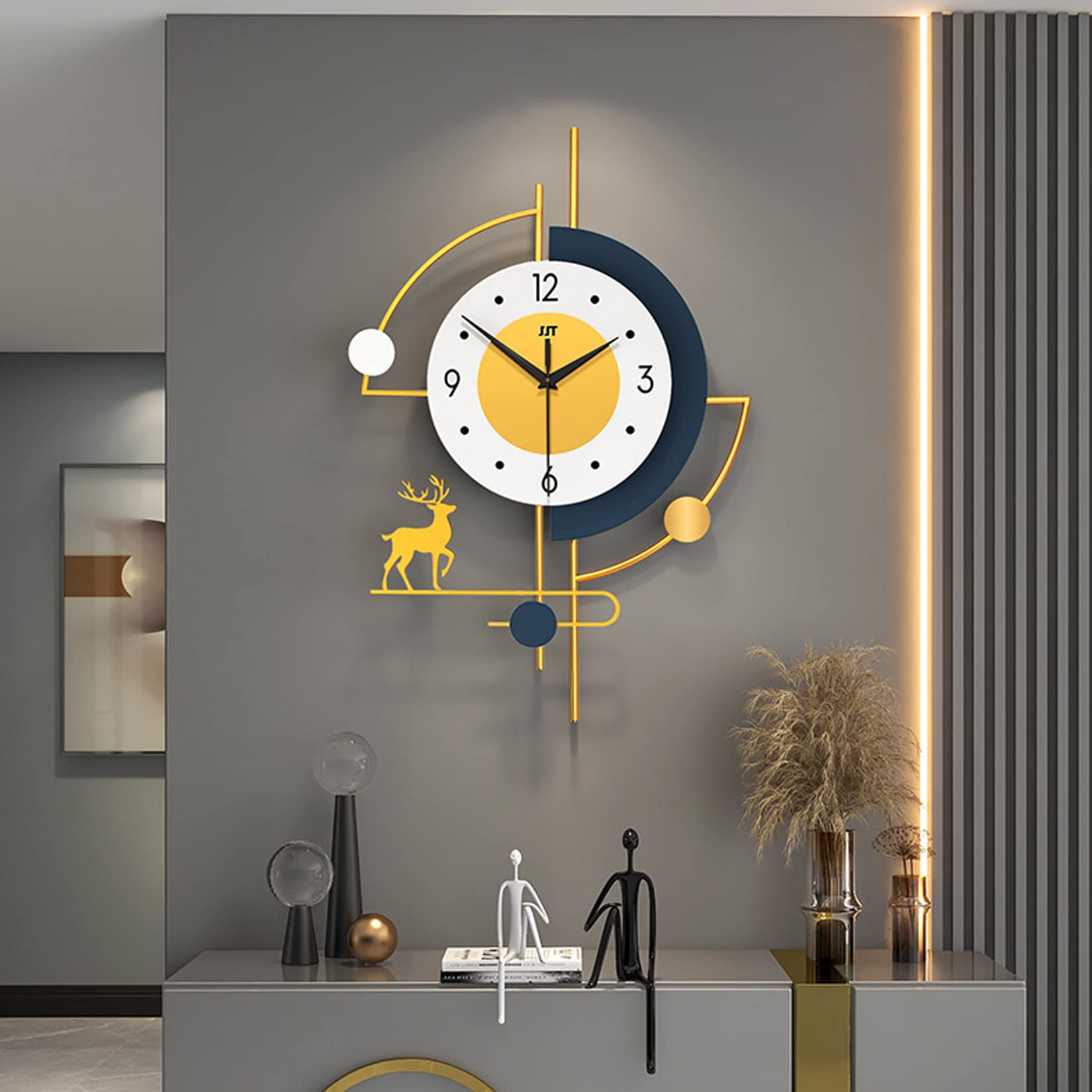 Duży metalowy zegar ścienny, zasilany bateriami, cichy zegar z cyframi rzymskimi, duży okrągły design do dekoracji salonu, eleganckie złote wykończenie