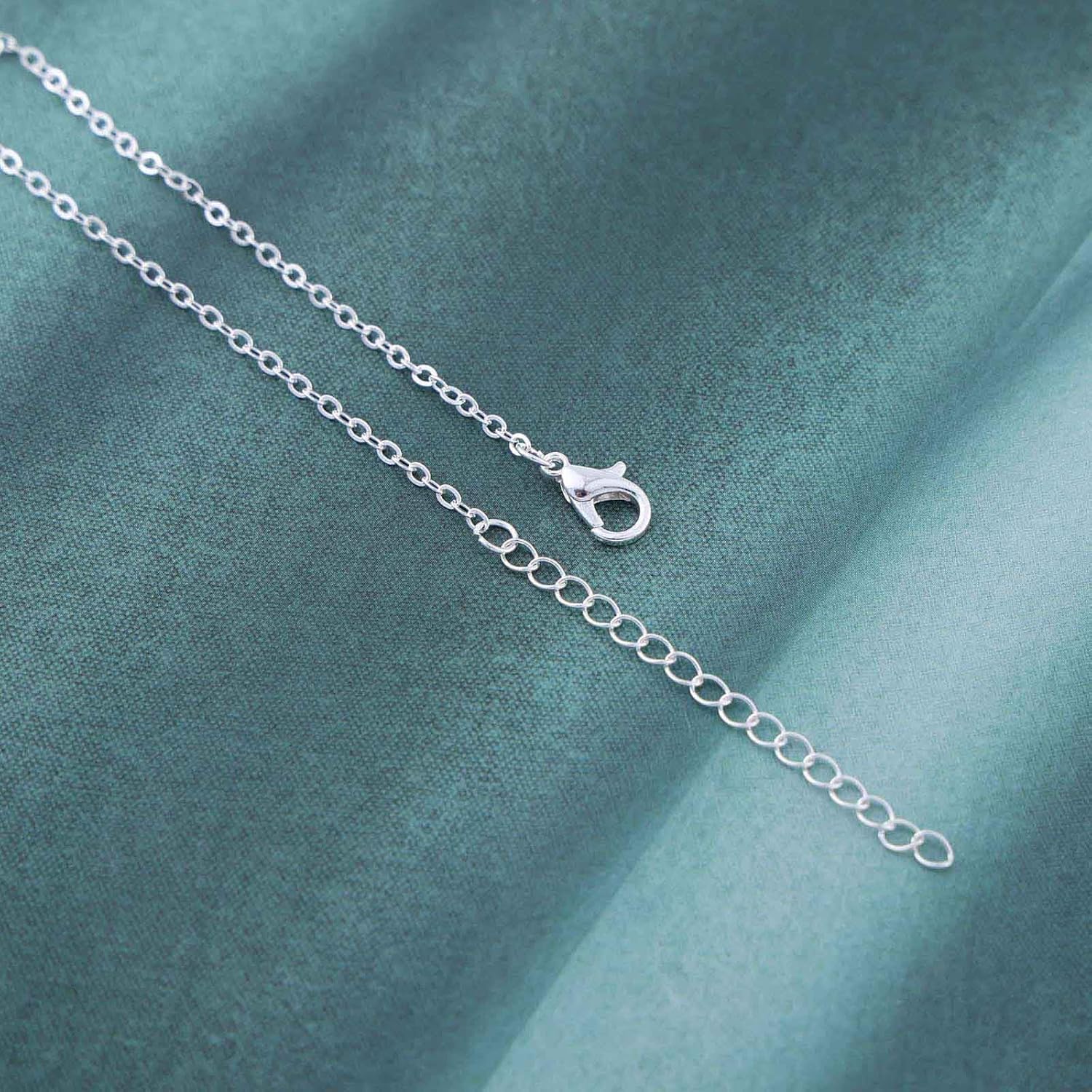 Bohemian Heart Ankle Bracelet Silver Heart Ankle Chain Bracelet Hollow Heart Beach Anklet Chain Minimalist Heart Foot Chain Anklet Summer Beach Foot Chain Jewelry for Women Gifts - Image 6