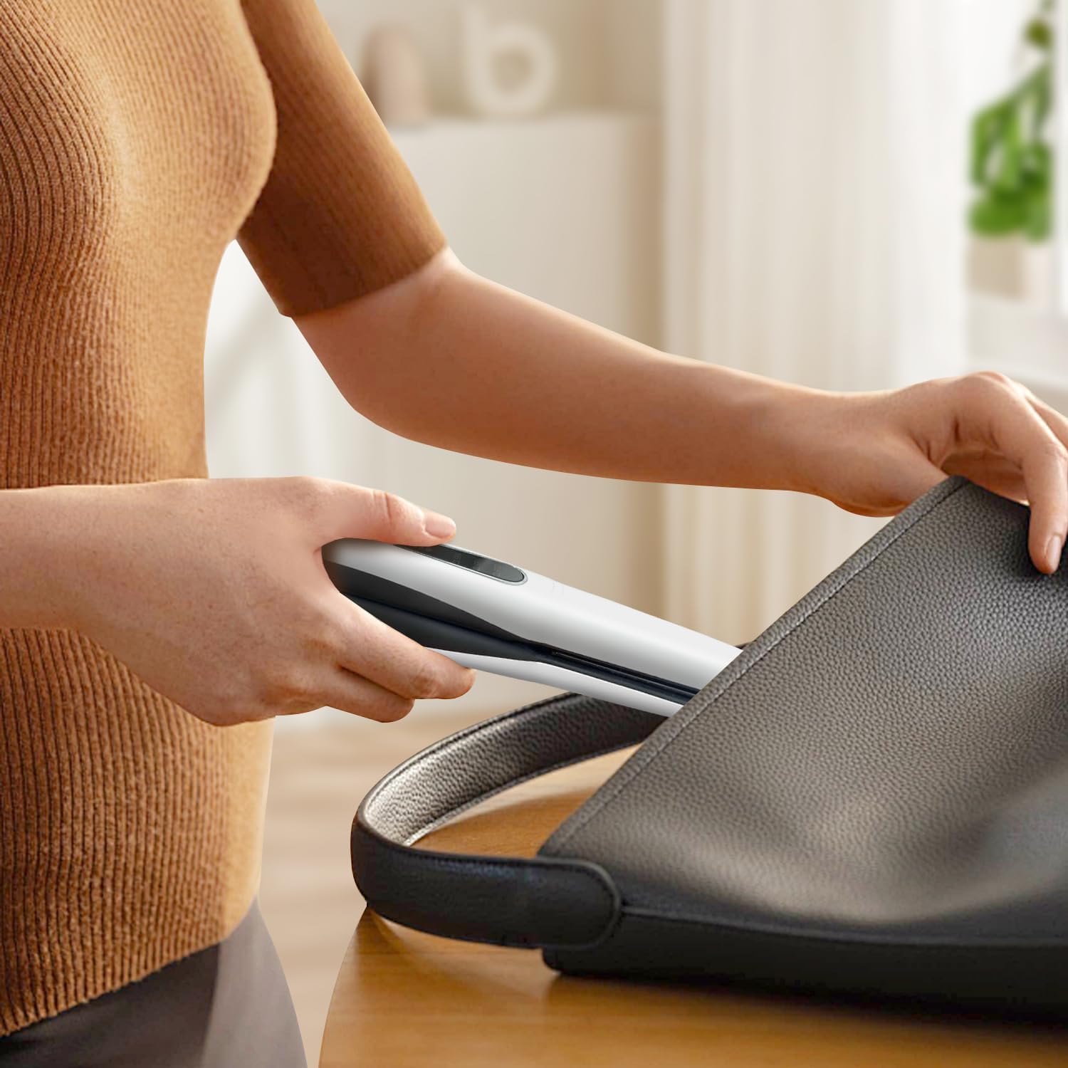 SUNMAY Cordless Hair Straightener, Portable Mini Flat Iron Hair Straightener for Travel, 20s Fast Heating, 5000mAh USB-C Rechargeable, Dual Voltage Hair Straighteners and Curlers 2 in 1 for Women - Image 5