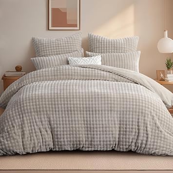 RUIKASI Winter Plush Bed Linen 200 x 200 cm 3-Piece Beige - Warm Cuddly Soft Fluffy Flannel Fleece Bed Linen Luxury Reversible Duvet Cover with Zip and 2 Pillowcases 80 x 80 cm