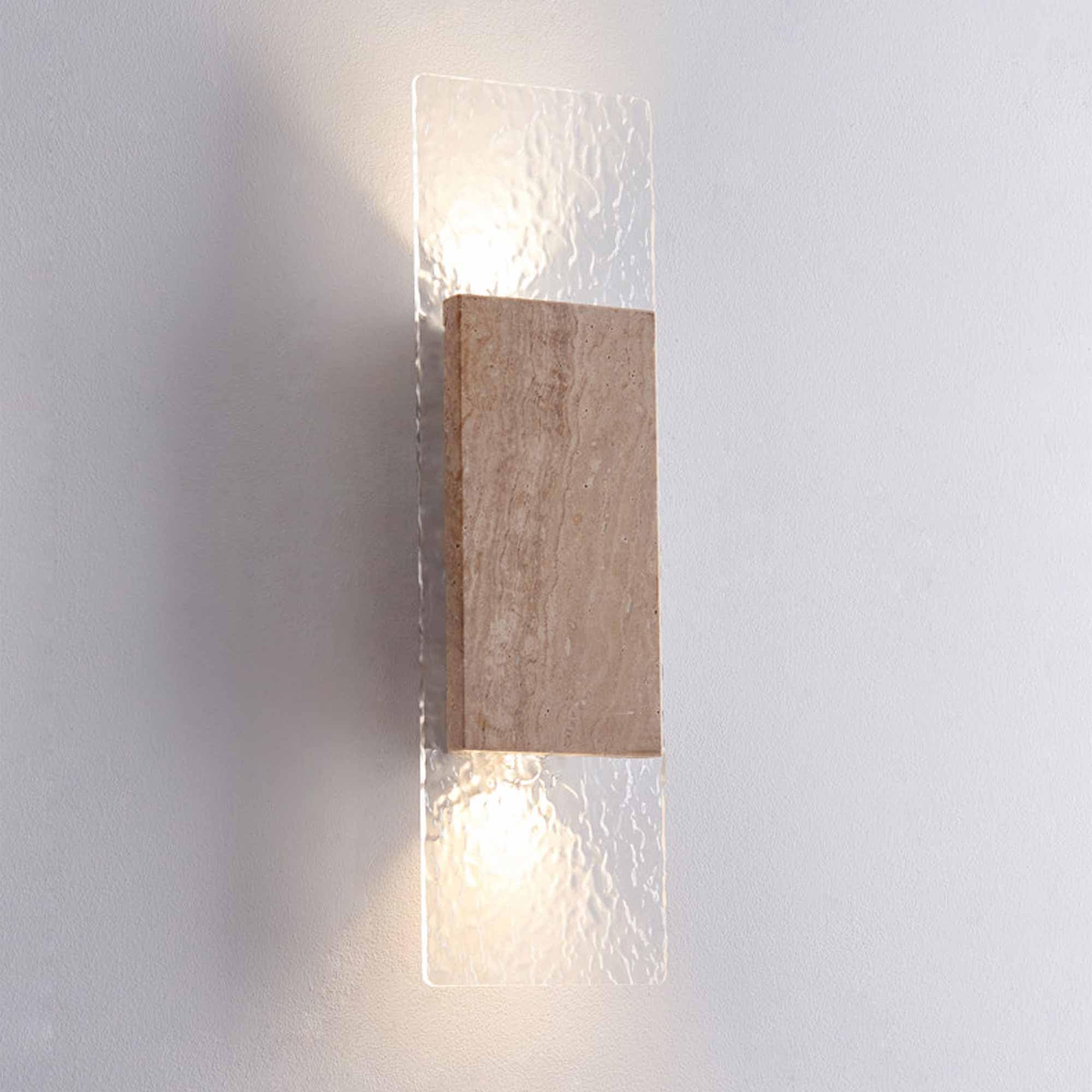 Aplique de pared moderno de mármol travertino para iluminar el tocador del baño