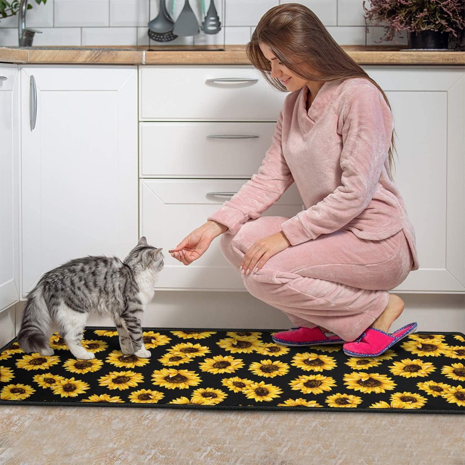 Roszwtit Sunflower Kitchen Rugs and Mats Set of 2, Black Sunflowers Non-Slip Backing Kitchen Rug, Kitchen Sets Low-Profile Washable Floor Mat for Home Kitchen Decor - 17x29 and 17x47 Inch