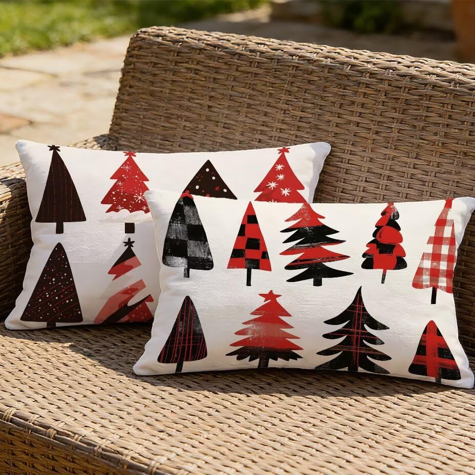 Housse de coussin extérieur beige arbre de vie pour une terrasse zen