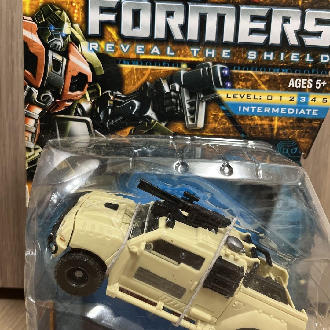 Amazon.co.jp: reveal the shield fallback フォールバック : おもちゃ