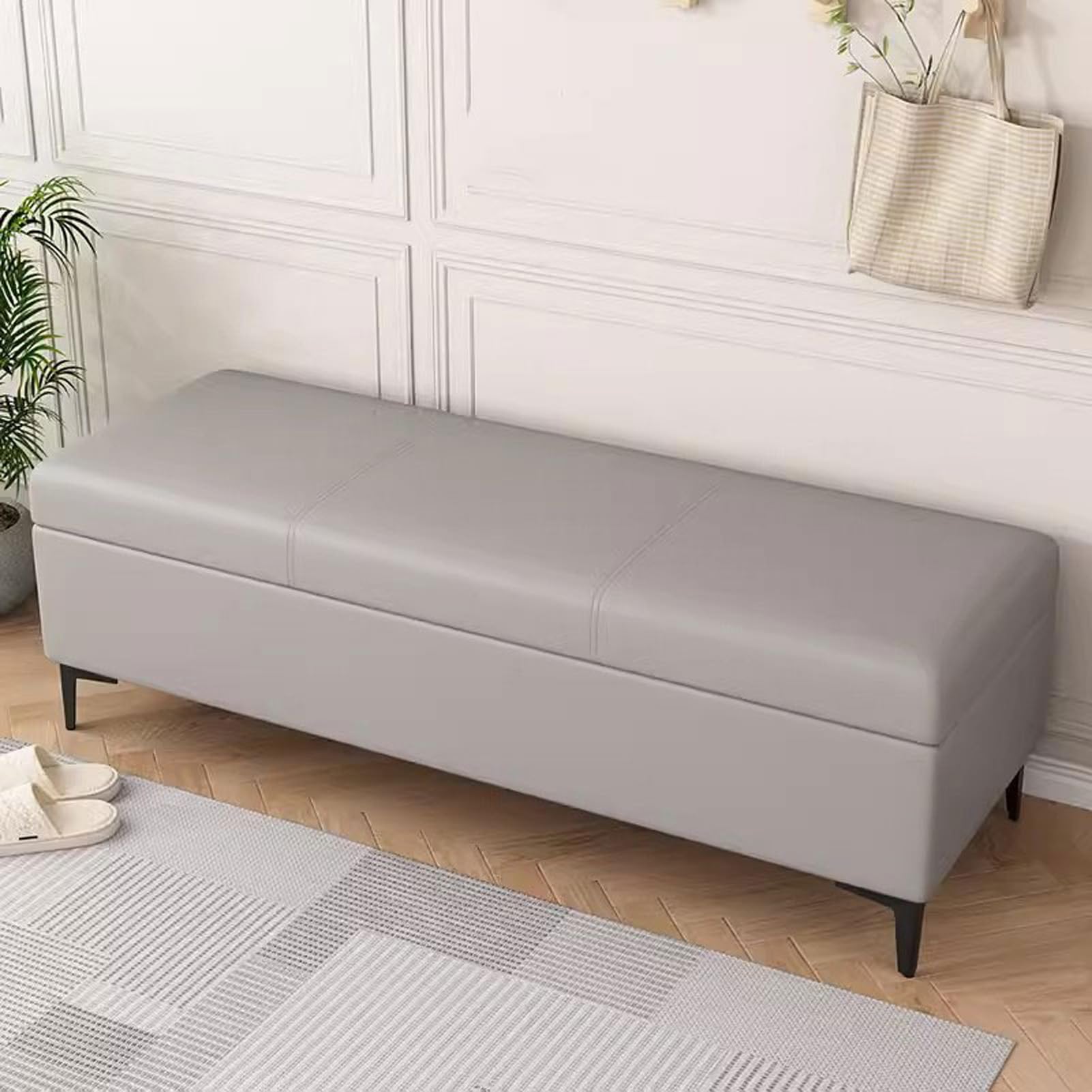 Bout de lit avec espace de rangement en faux cuir pour penderie ordonnee