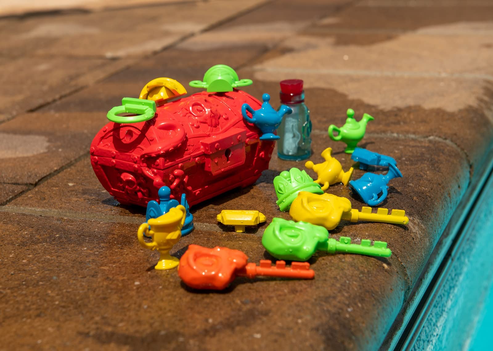 Wahu Mystery Key Treasure Challenge Pool Diving Toy Set for Kids Ages 5+, Underwater Treasure Chest and Key Diving Search Game for Pool