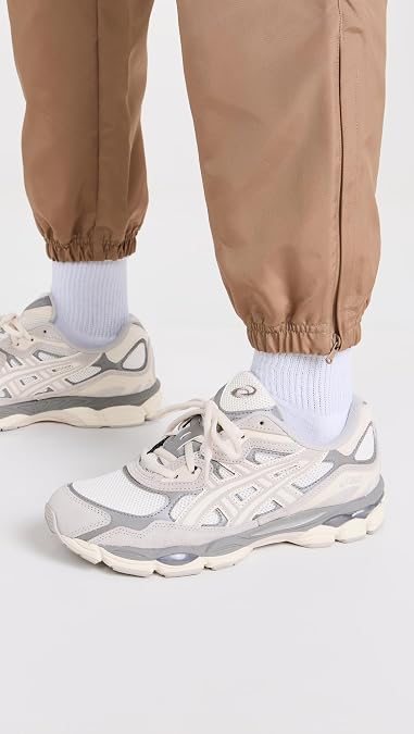 ASICS Unisex Gel-NYC Sneakers