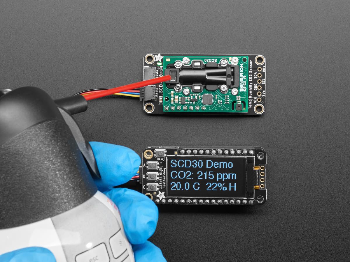 Adafruit SCD-30 NDIR 4867 STEMMA QT/Qwiic Sensor de CO2 y humedad