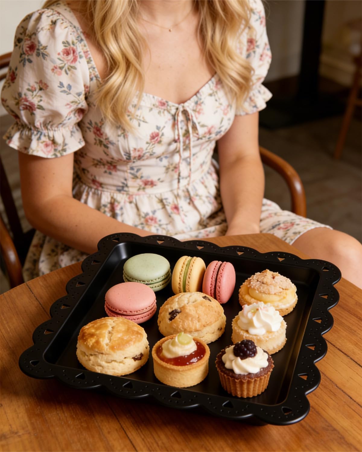 White Plastic Serving Trays,20 Pack Square Serving Platters Decorative White Tray Dessert Table Trays,Cake Serving Platters Catering Trays Cookie Serving Trays Fast Food Trays,9.6x9.6 (Black)