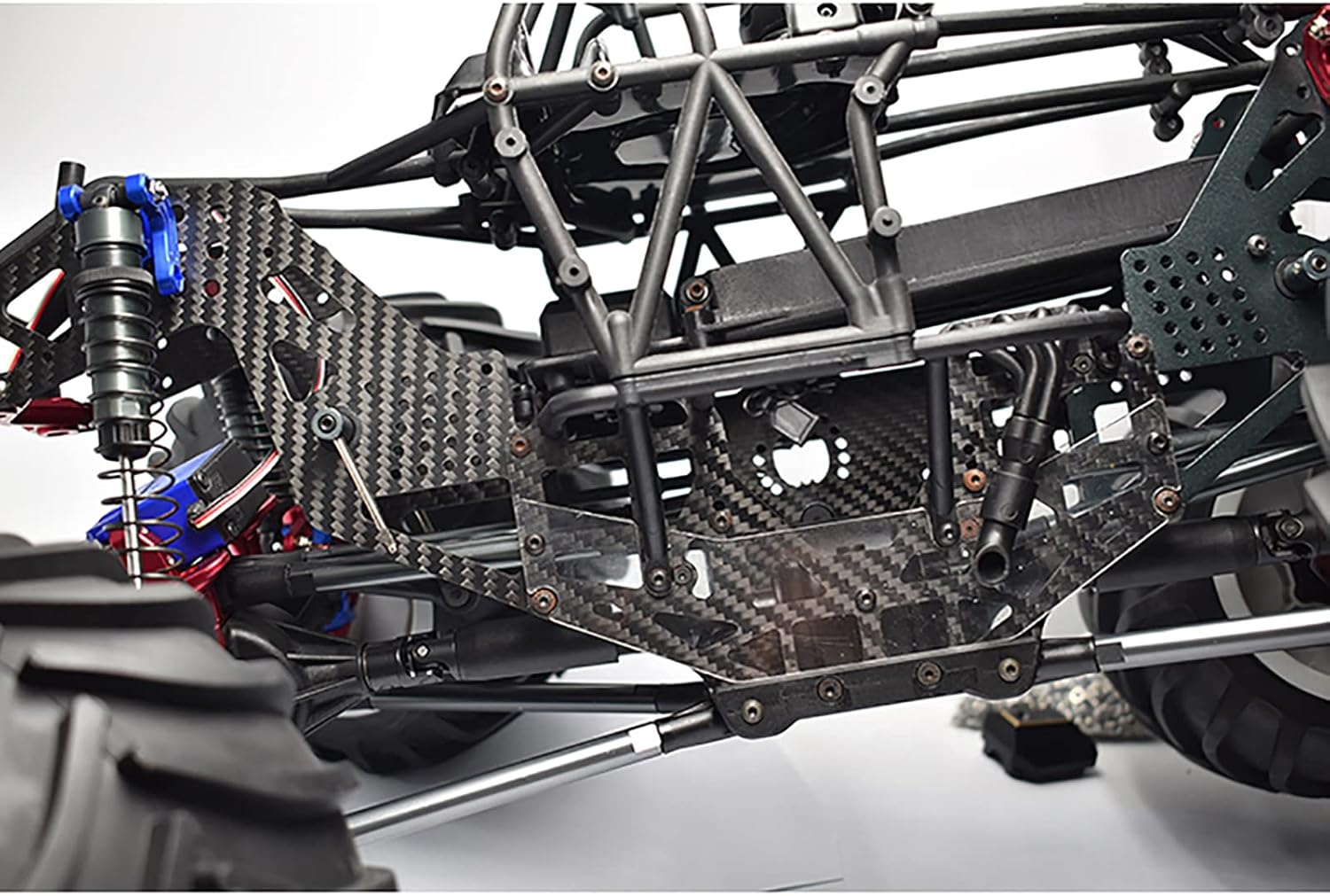 RC Side Skid Plate, Carbon Fiber Side Skid Chassis Plate Accessory Suitable for LOSI 1/8 LMT Solid AXLE 4WD Monster Truck LOS04022 RC Car