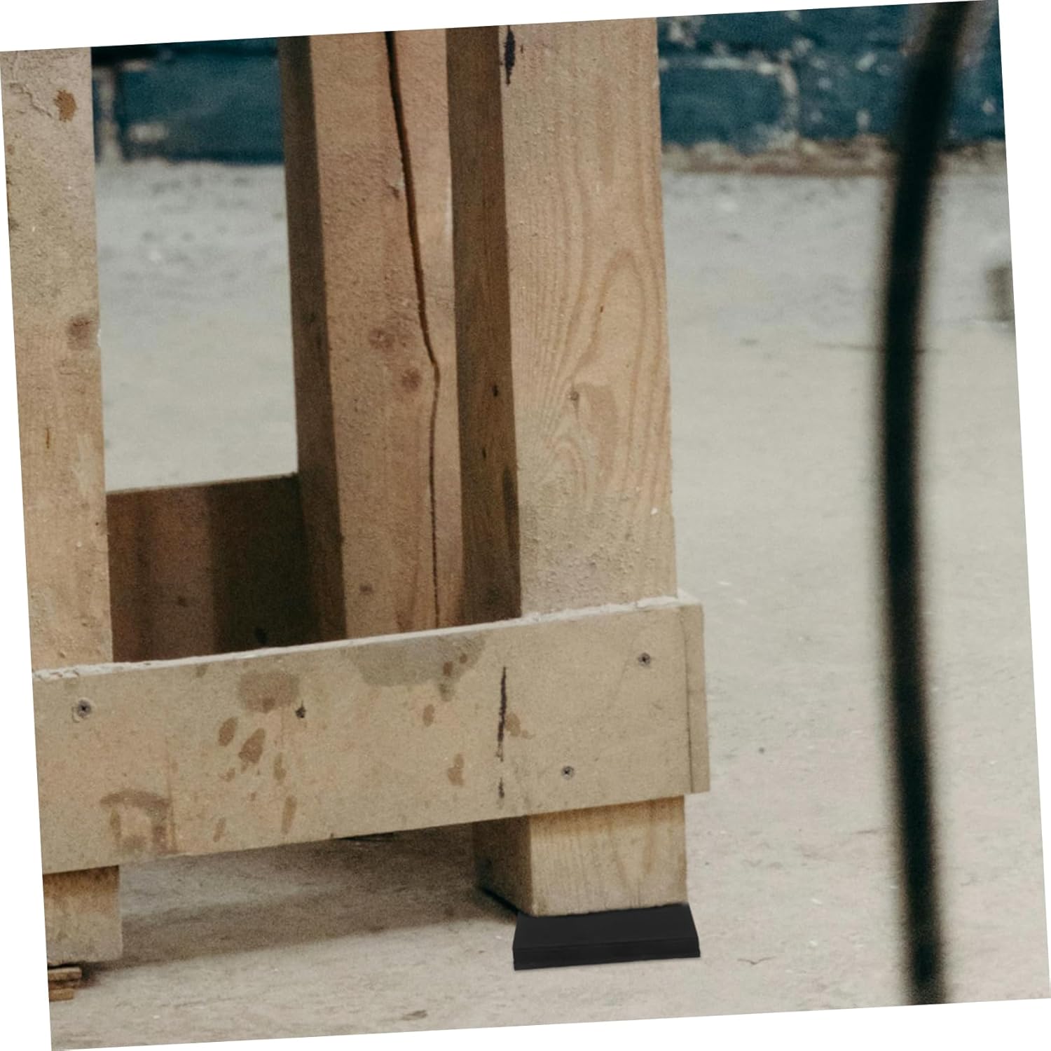 Heavy Duty Rubber Vibration Isolator Pad for Noise Reduction and Shock Absorption Multipurpose Slip Rubber Cushion for Air Conditioners Generators and Industrial Machines