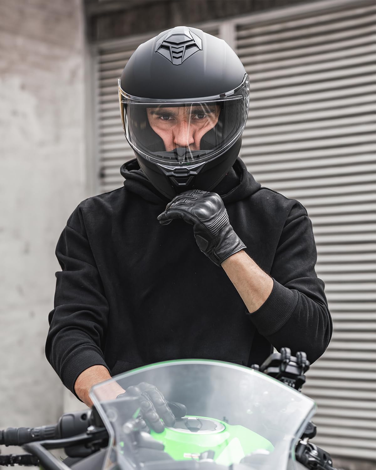 Motorcycle Helmets for Adult Men Women, Full Face Lightweight Street Bike Racing DOT Helmet with Extra Clear Visor Model AU-T801
