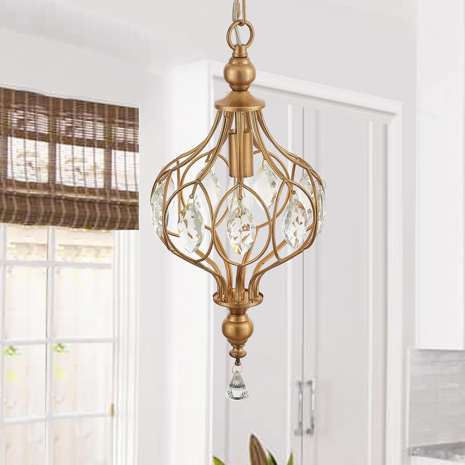 VILUXY Vintage Pendant Light Fixtures Brass Pendant Lighting for Kitchen Island Antique Crystal Mini Chandeleir Adjustable K9 Crystal Hanging Light Fixture for Bedroom Dining Room Hallway