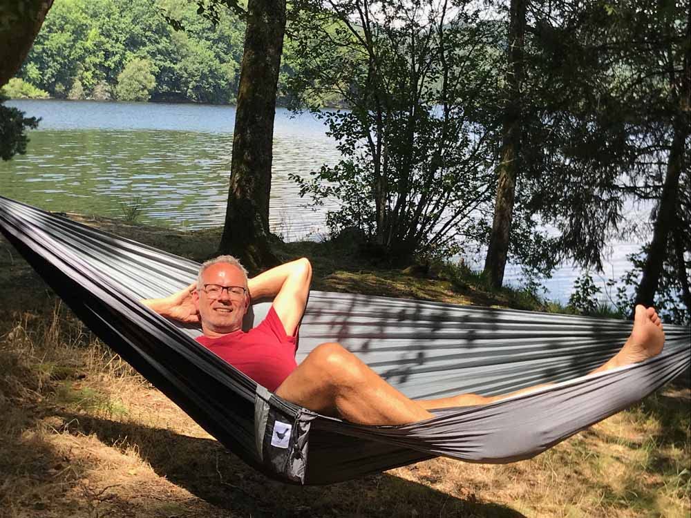 MoreThanHip Hamac de Voyage XXL Grey Shades - Hamac 2 Places 180KG Capacité de Charge en Nylon avec Sac de Rangement Hamac Exterieur, Terrasse, Jardin, Camping - 290 x 210 cm