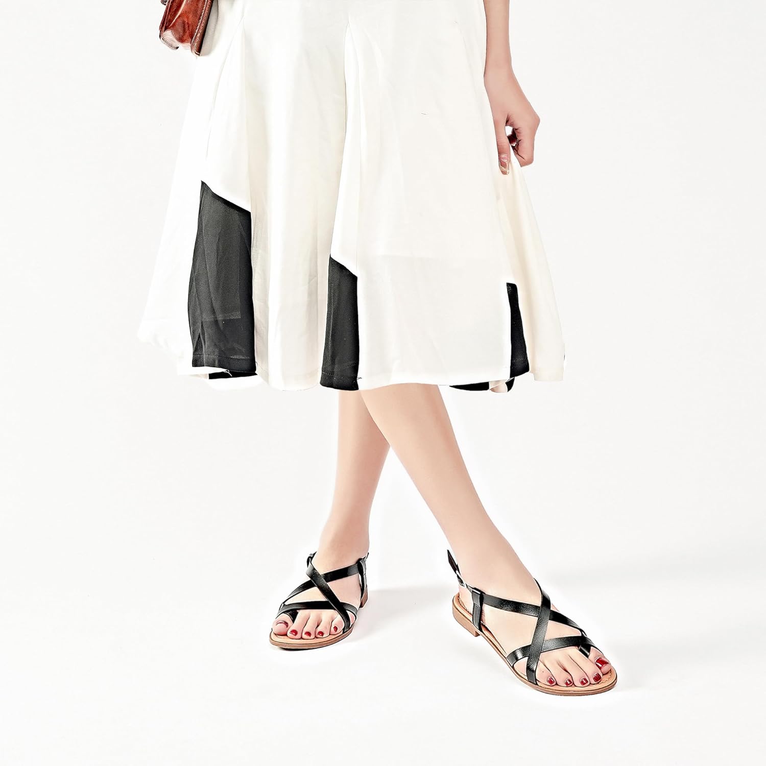 Veittes Women's Gladiator Flat Sandals, Criss Cross Ankle Strap Design, Non-slip Sole, Open Toe Summer Beach Toe Ring Thong Sandals - Image 2