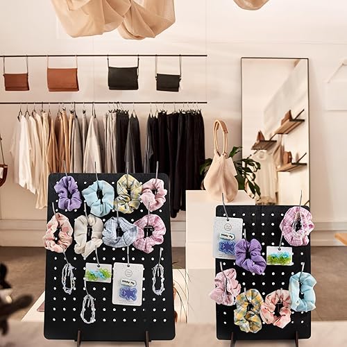 Miniatura 6 de 2 soportes de exhibición de tablero de clavijas con 20 ganchos de metal, estante de madera negra, soporte de exhibición de llavero para exhibición