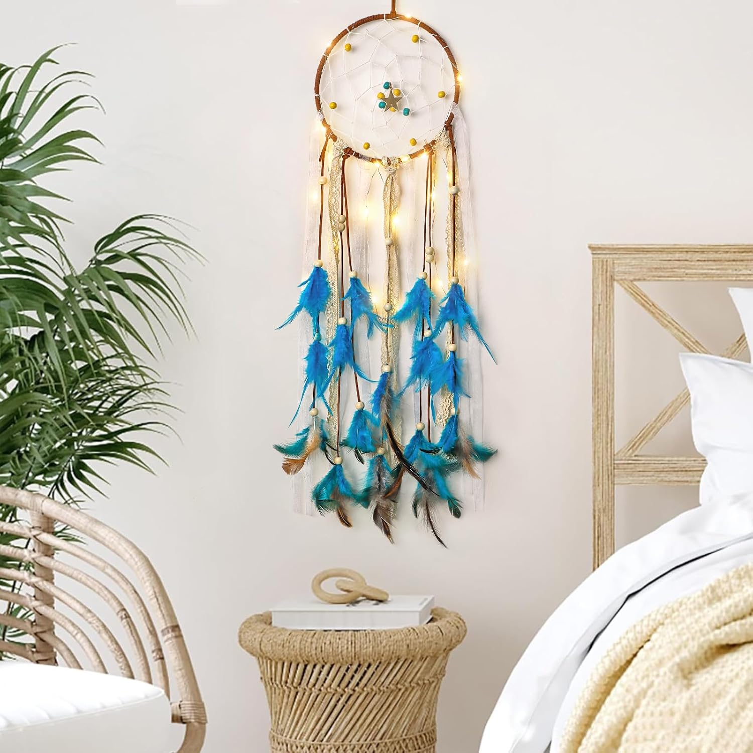 Dremisland Dream Catcher Handmade Blue Dreamcatcher with LED Fairy Lights, Feather Circular Net Wall Dream Catchers Boho Wall Hanging Ornament for Kids Bedroom Home Decoration, Art Craft Gift