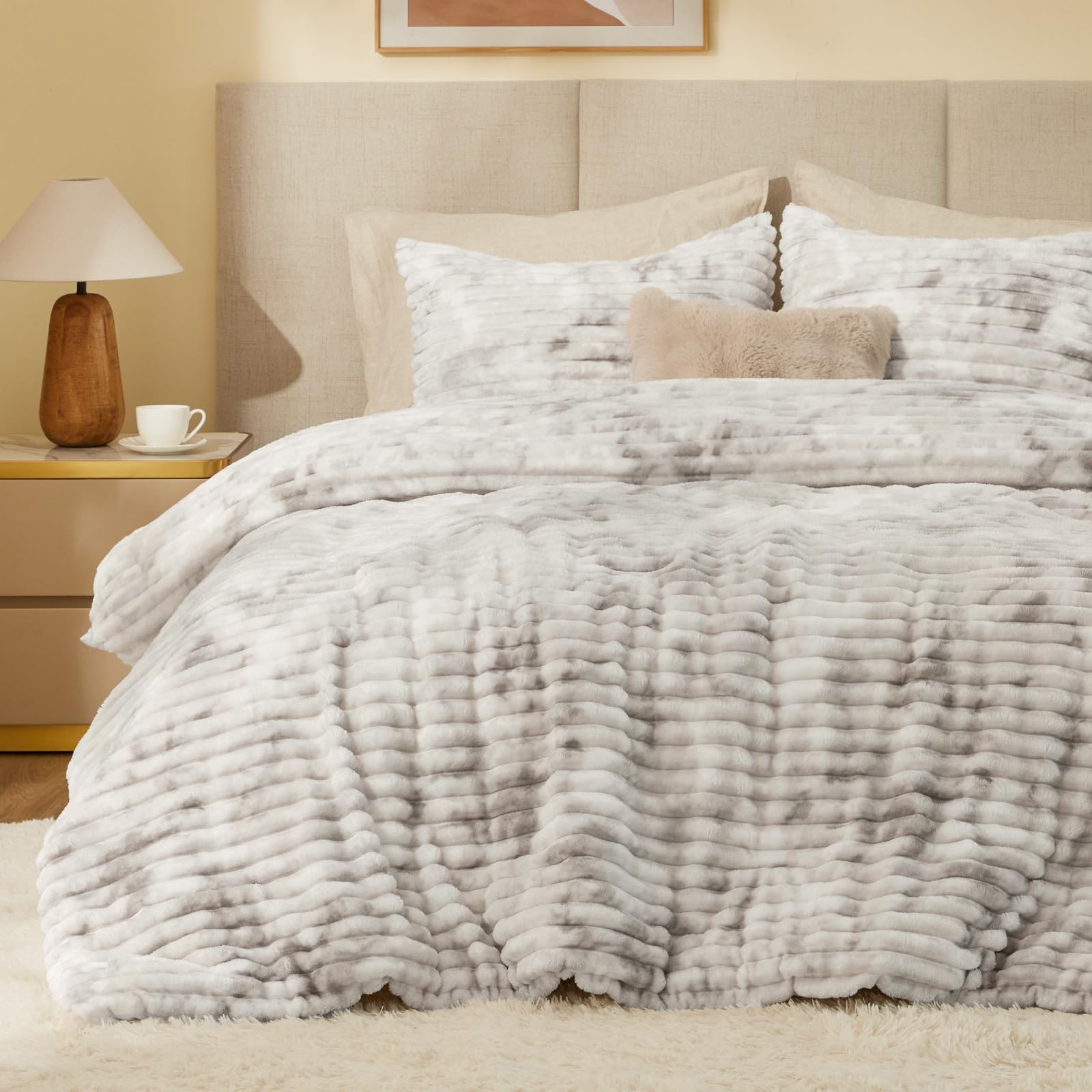 BEDELITE Fleece Full Comforter Set -Super Soft &amp; Warm Fluffy Grey&amp;White Bedding, Luxury Fuzzy Heavy Bed Set for All Season with 2 Pillow Cases