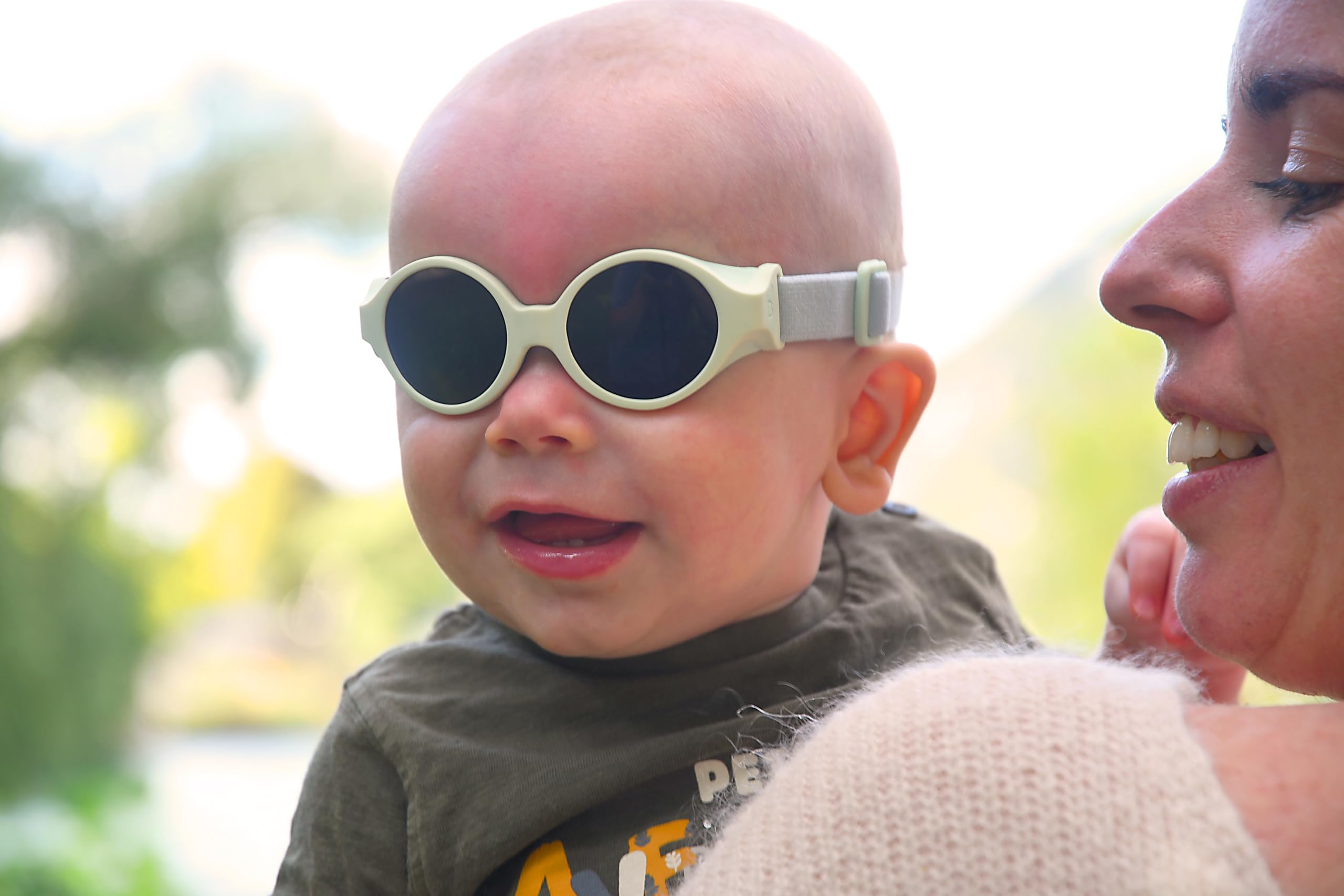 Béaba, Lunettes de soleil pour bébé 0-9 mois, Protection 100% UV - CAT 4, Protection Latérale, Confort Optimal, Bandeau élastique ajustable, Collection Glee, Menthe