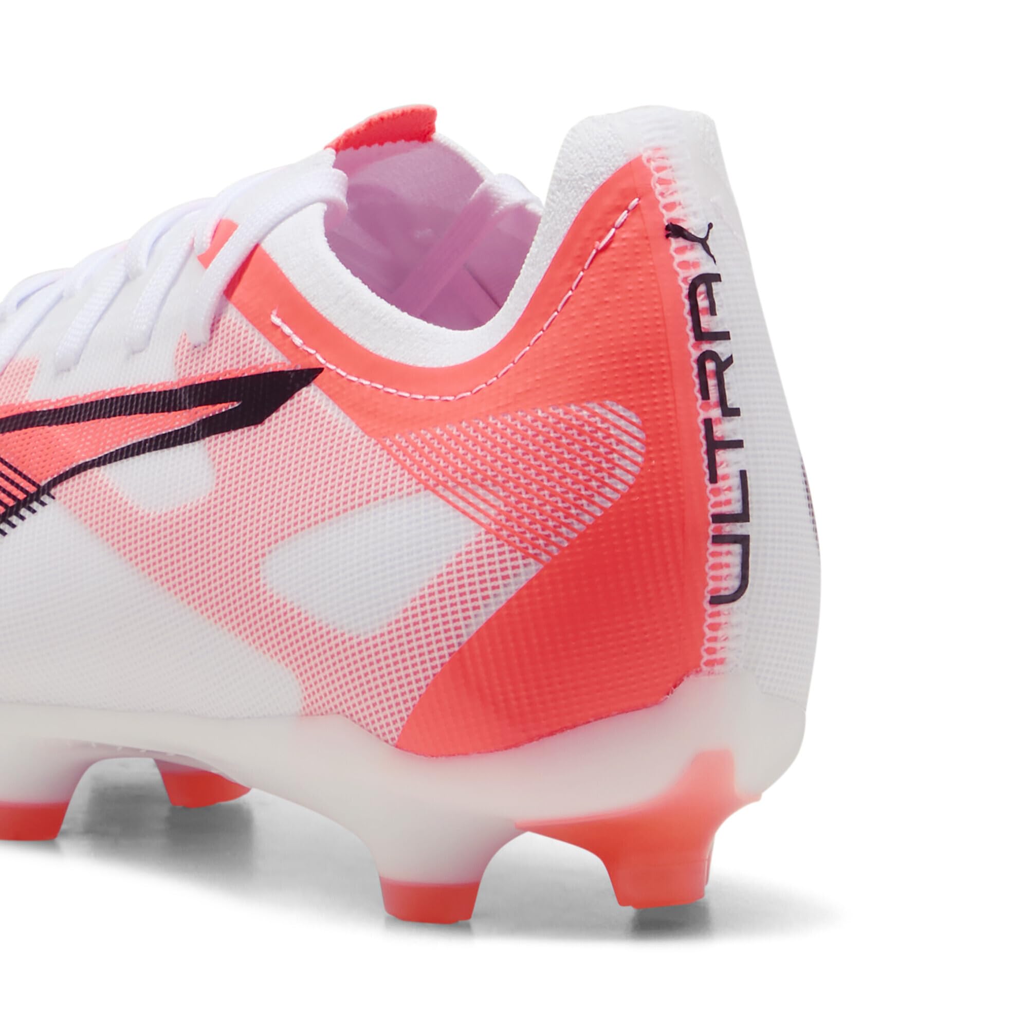 Puma - Ultra 5 Match FG/AG, Zapatillas de fútbol Unisexo, Puma White-Puma Black-Glowing Red,
