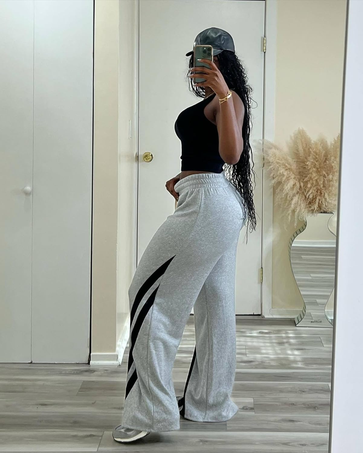 Unybwonn Women High Waist Wide Leg Sweatpants Straight Leg Elastic Waist Pants Casual Striped Pants with Drawstring - Image 5