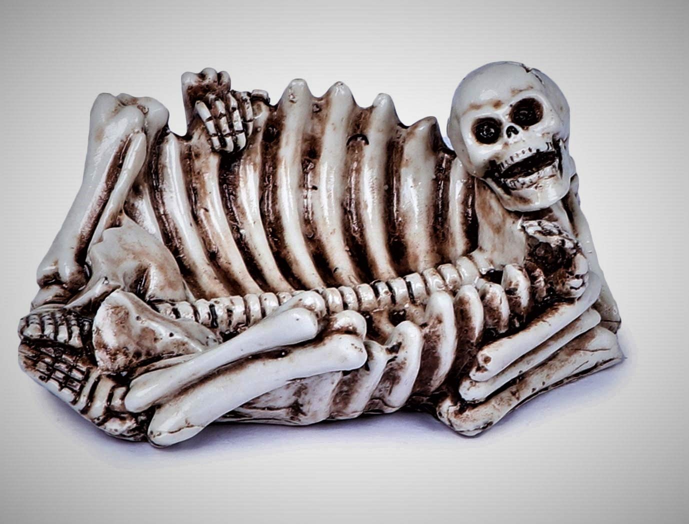 Inara Creation Pirates Skull Skeleton Ashtray-picture-27