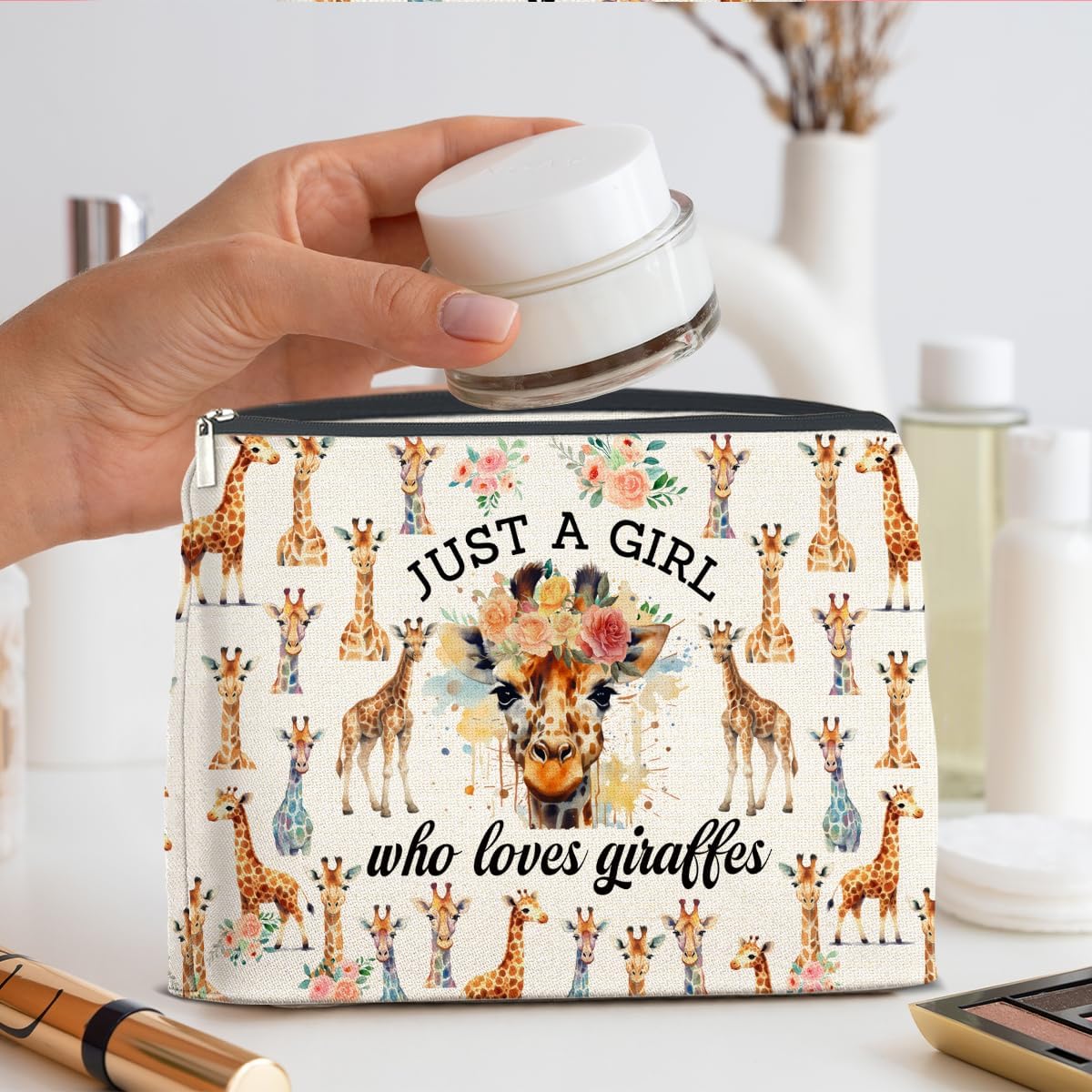Giraffe Lover Gifts Makeup Bag Just a Girl Who Loves Giraffes Cosmetic Bag Zipper Makeup Pouch Giraffe Gifts - Image 6