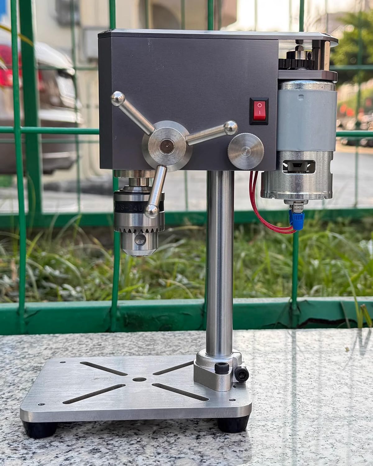 Mini Taladro De Banco, Herramienta De Perforación Compacta, Rango De Sujeción De 0,6 a 6 Mm, Taladro De Banco Manual De Microprecisión para Relojes, Pequeño Taladro De Columna para Relojeros