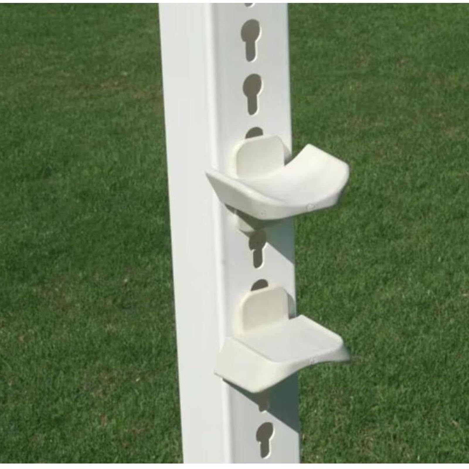 Lot de 4 barres de sécurité pour saut d'obstacles équestres, supports d'obstacles fiables pour l'entraînement. Ces pistes en forme trou serrure sont conçues pour résister Pour aux rigueurs