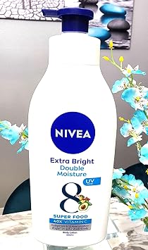 NIVEA Extra Bright Double Moisture Body Lotion, 40X Vitamin C from 8 Superfoods, Vitamin E, UV Filter, 24hr Moisture 500ml