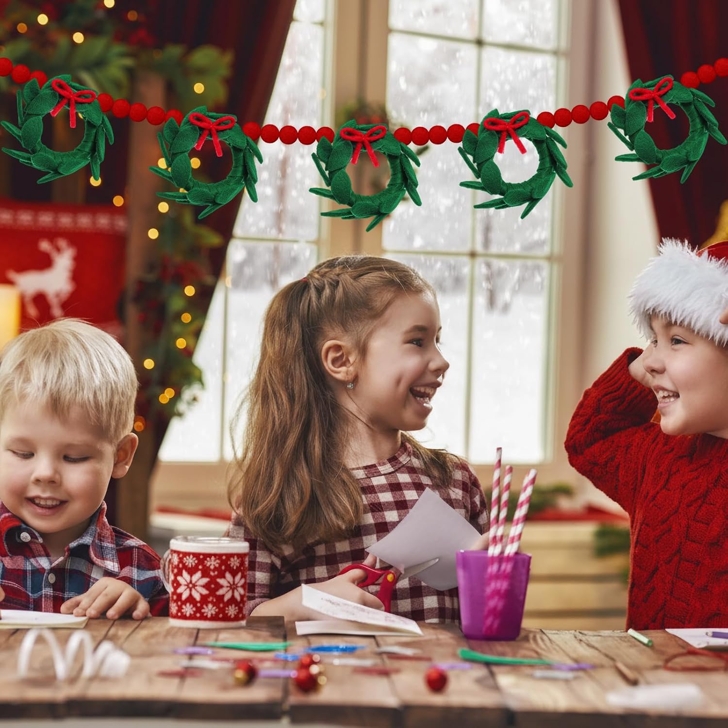 Peryiter 6.6 ft Wool Felt Christmas Garland with Wool Green Wreath Red Pompom Ball Garland Red Green Xmas Hanging Felt Banner for Christmas Holiday Fireplace Mantel Door Table Furnace Home Decoration